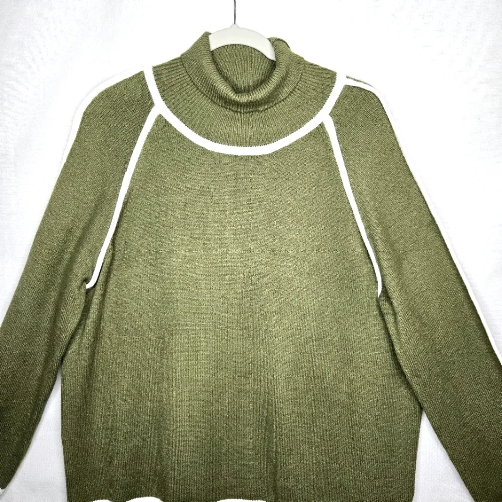 Evaless turtleneck Sweater. Green. XL
